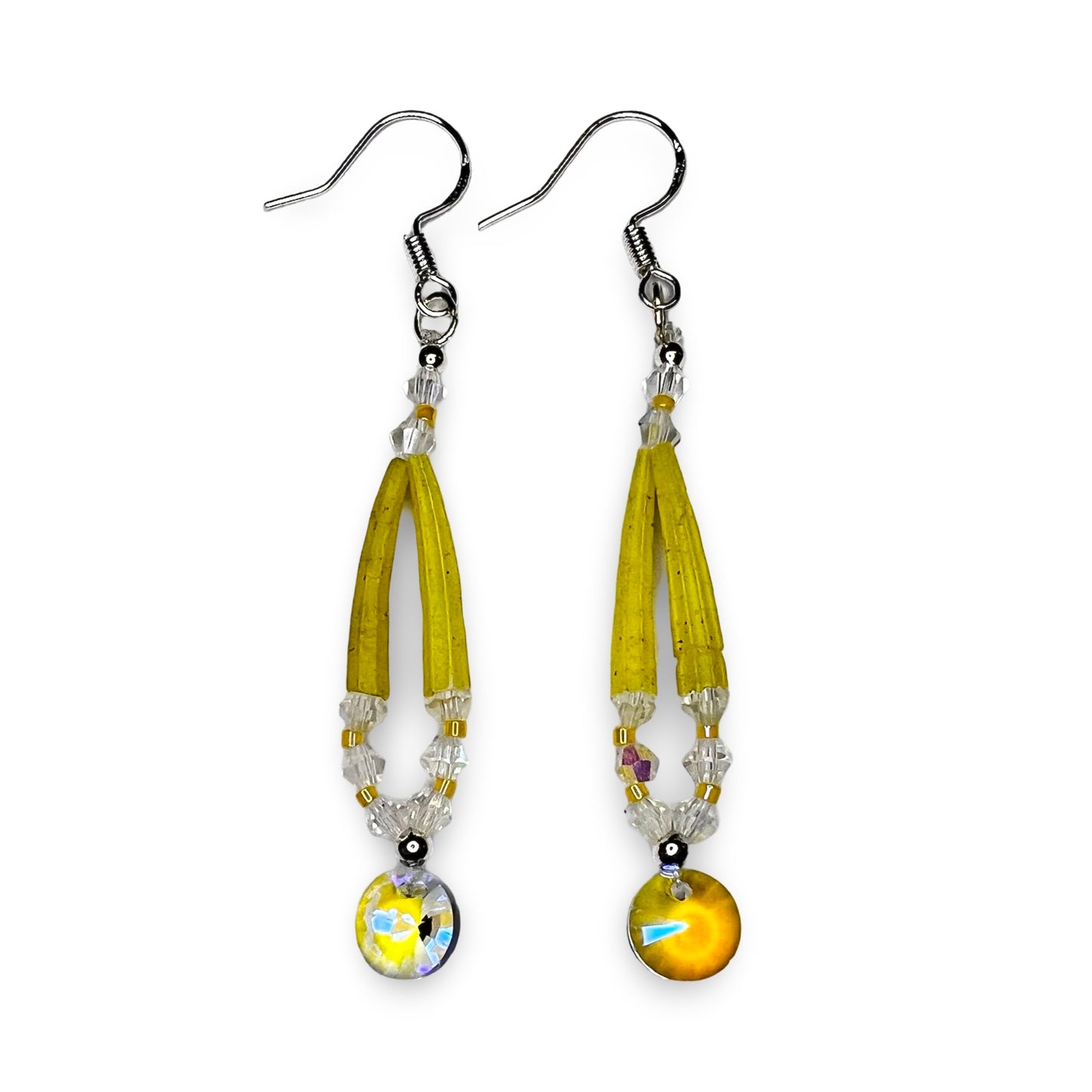 MH Dyed Dentalium Earrings